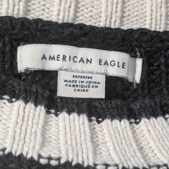 AE | Striped Cropped Crew Neck Sweater In Purple/Black - Picture 4 of 9